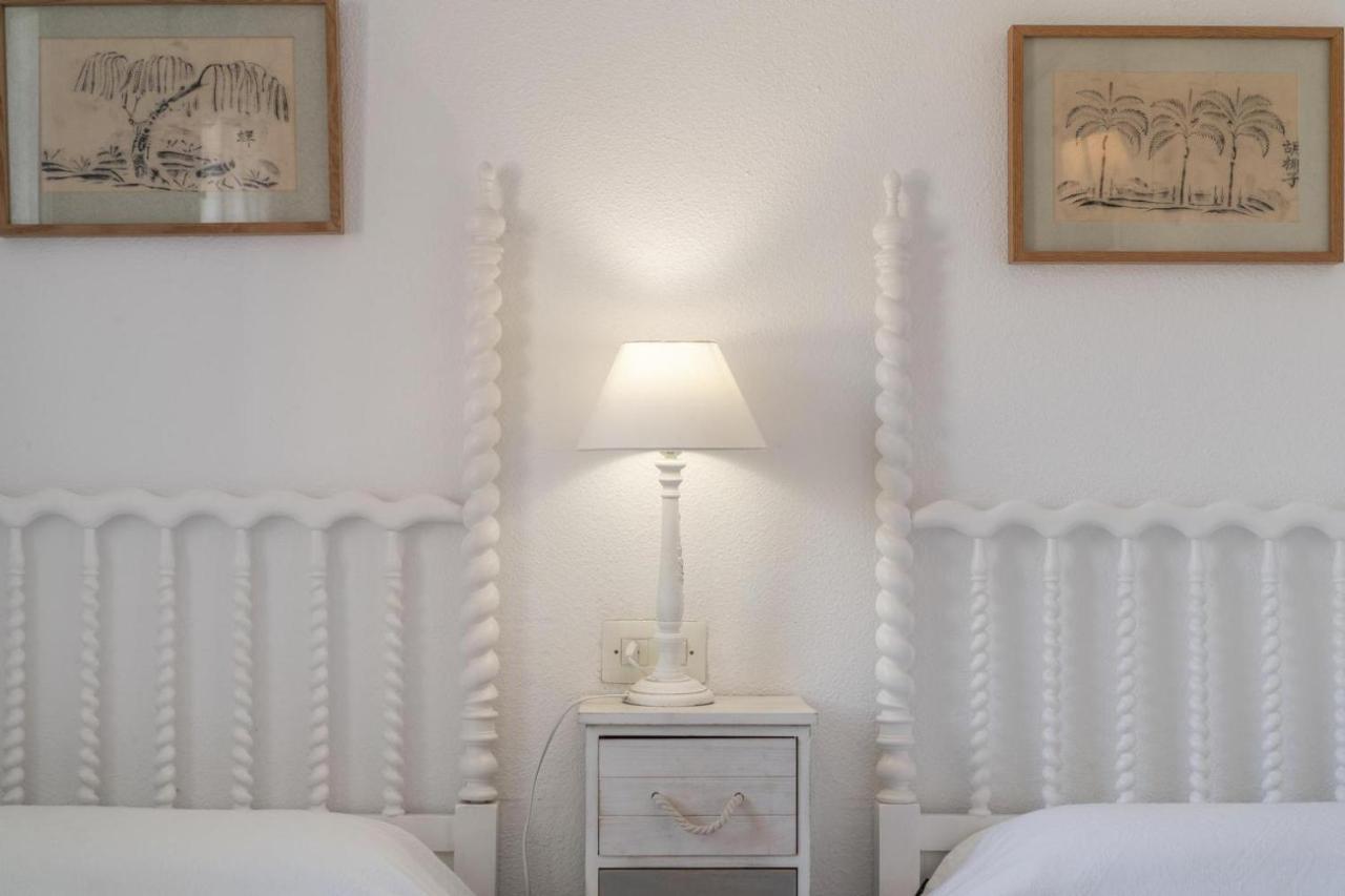 Gorgeous Renovated Cala Sant Vicenc Beach Villa Cala de Sant Vicenc Eksteriør billede